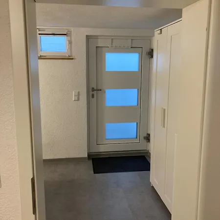 Rodo Souterrain - 2 Mit 1 Schlafzimmer *
