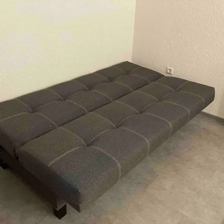 Rodo Souterrain - 2 Mit 1 Schlafzimmer *